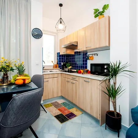Apartment F&r Ii