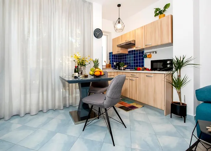 F&r Ii * רוביני