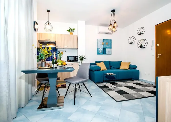 דירה F&r Ii רוביני